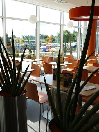 Dining. ibis budget Luxembourg sud