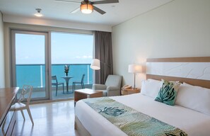 Premium bedding, minibar, in-room safe, desk - Hotel Las Americas Torre del Mar (Cartagena)