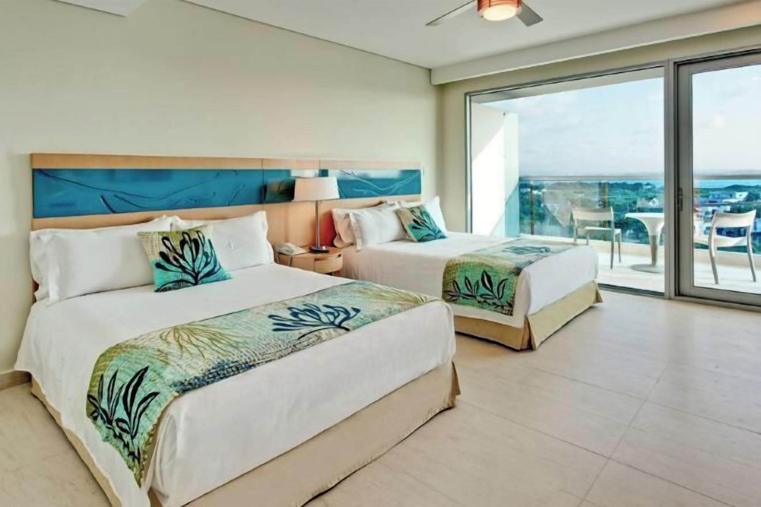 Literie de qualité supérieure, minibar, coffres-forts dans les chambres