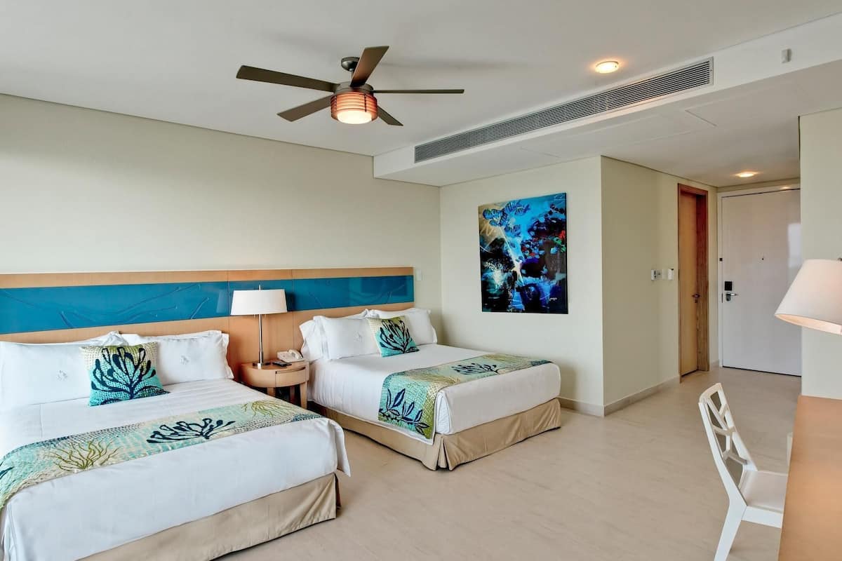 1 bedroom, premium bedding, minibar, in-room safe