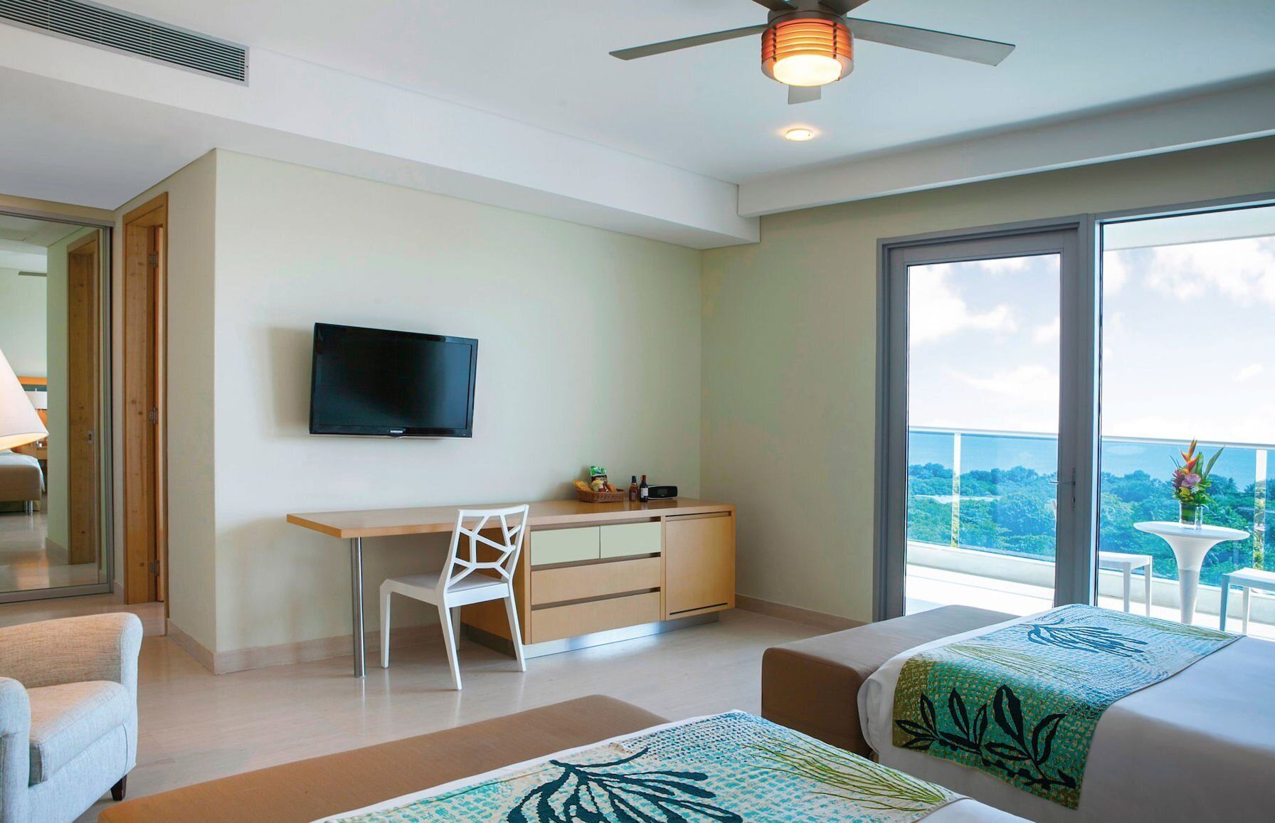 Premium bedding, minibar, in-room safe, desk