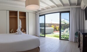 Cottage, 2 Bedrooms | Egyptian cotton sheets, premium bedding, down duvets - Villas Alondra (Tías)