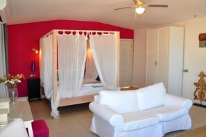 Minibar, in-room safe, desk, free cots/infant beds - Cennet Park Hotel (Bodrum)
