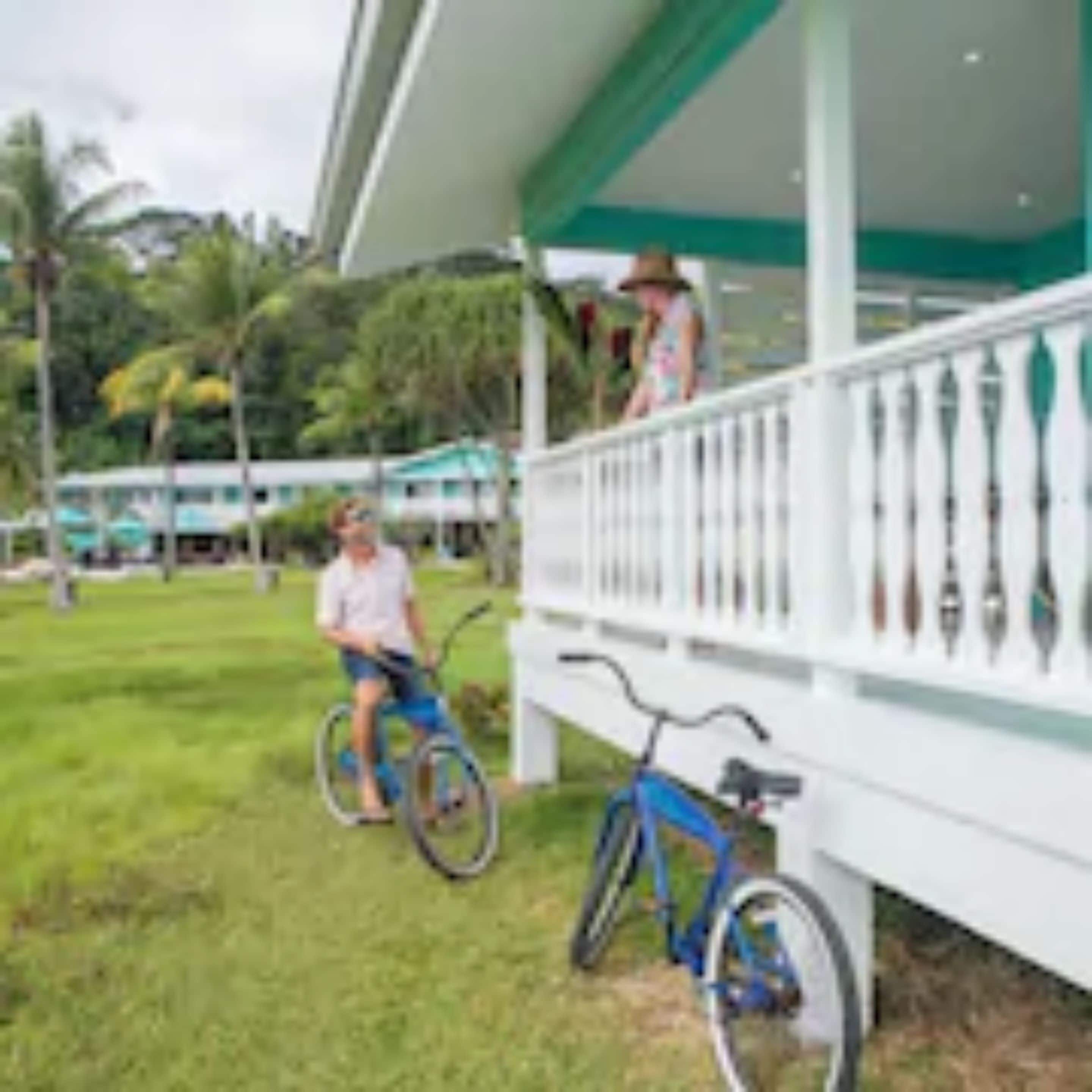 bungalow, lagoon view | balcony view