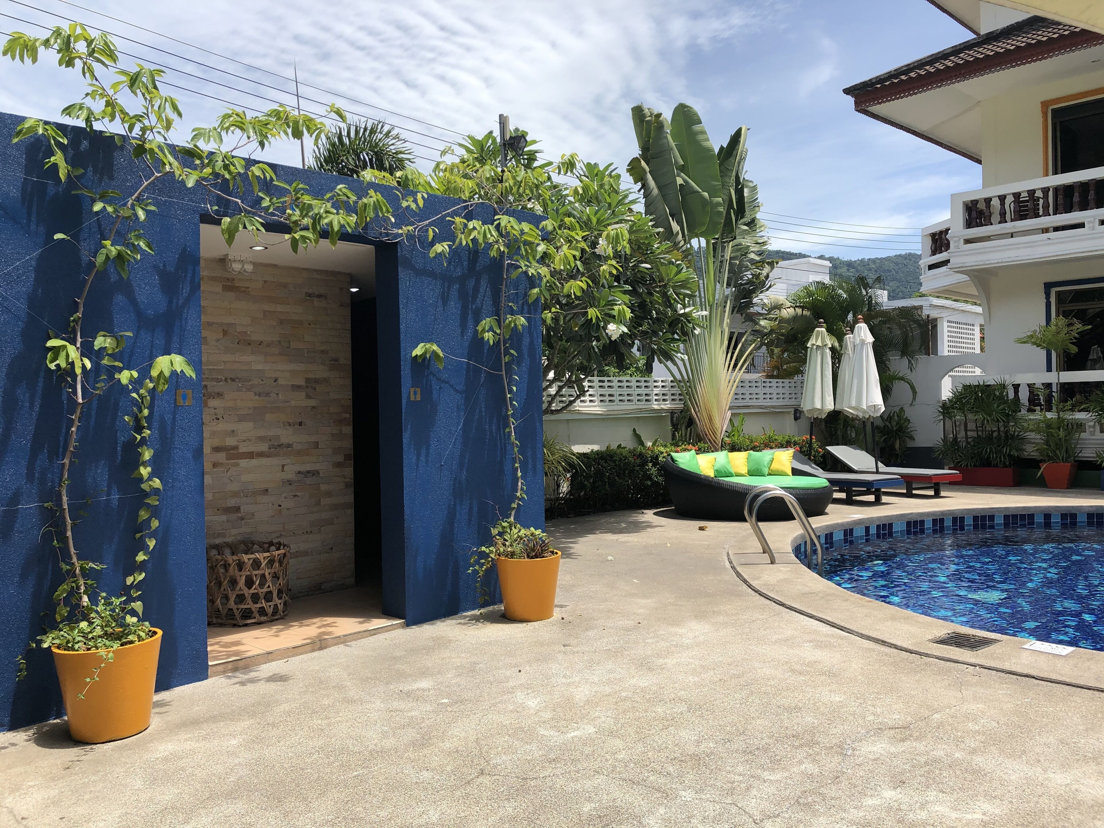 outdoor pool, pool umbrellas, pool loungers