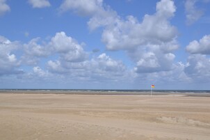 Una playa cerca