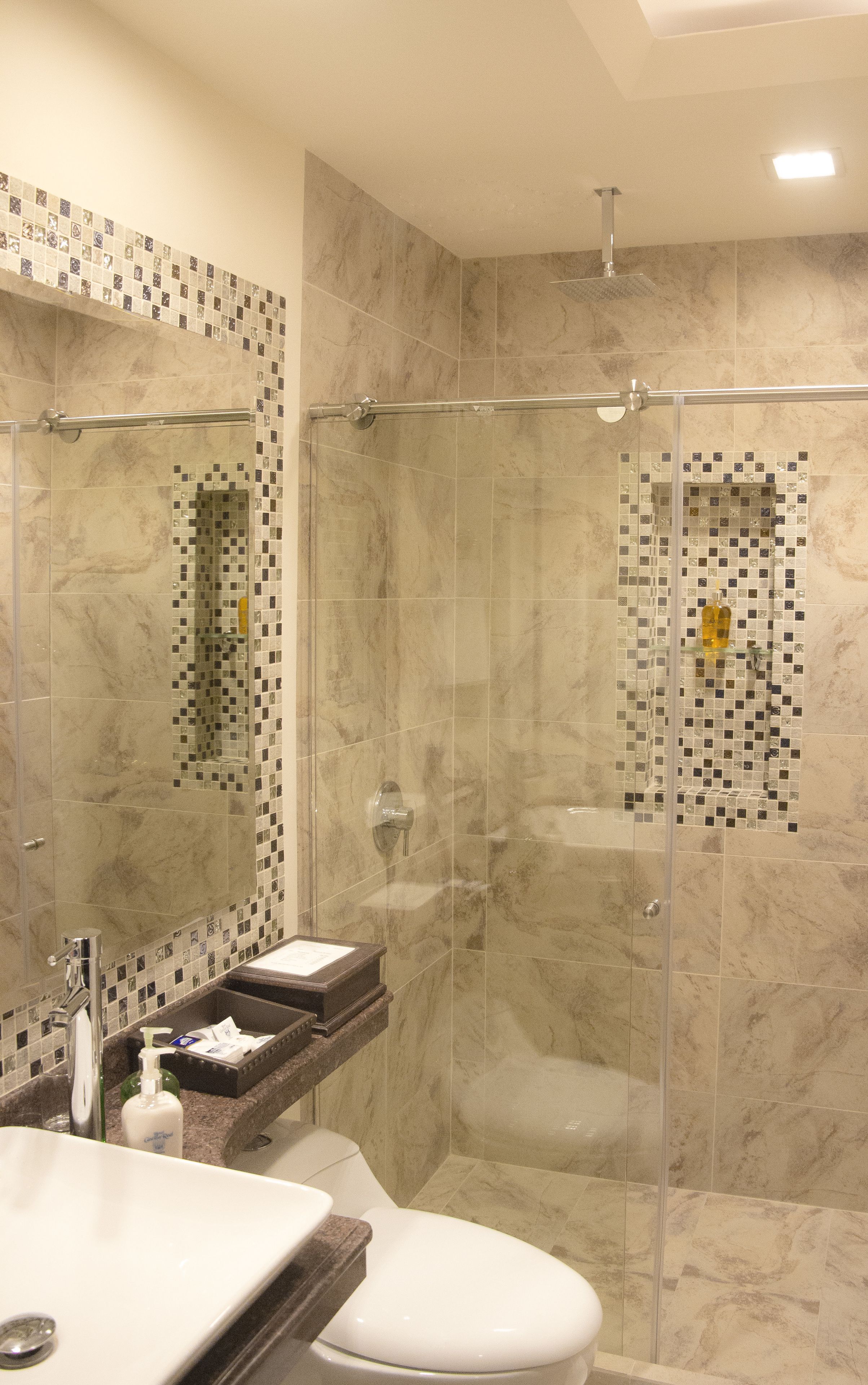 shower, rainfall showerhead, free toiletries, hair dryer