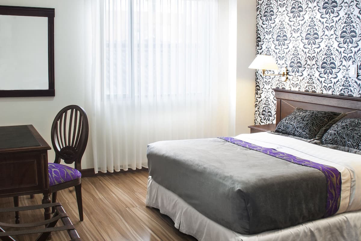 standard double room | 1 bedroom, premium bedding, pillow-top beds, minibar