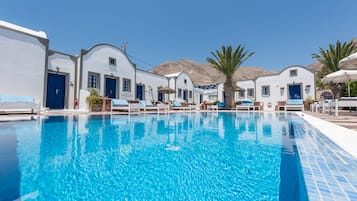 Apartment, 1 Bedroom, Pool View (For 4) | Terrace/patio