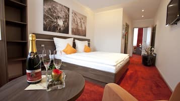 Superior Double Room | Down comforters, desk, iron/ironing board, free WiFi