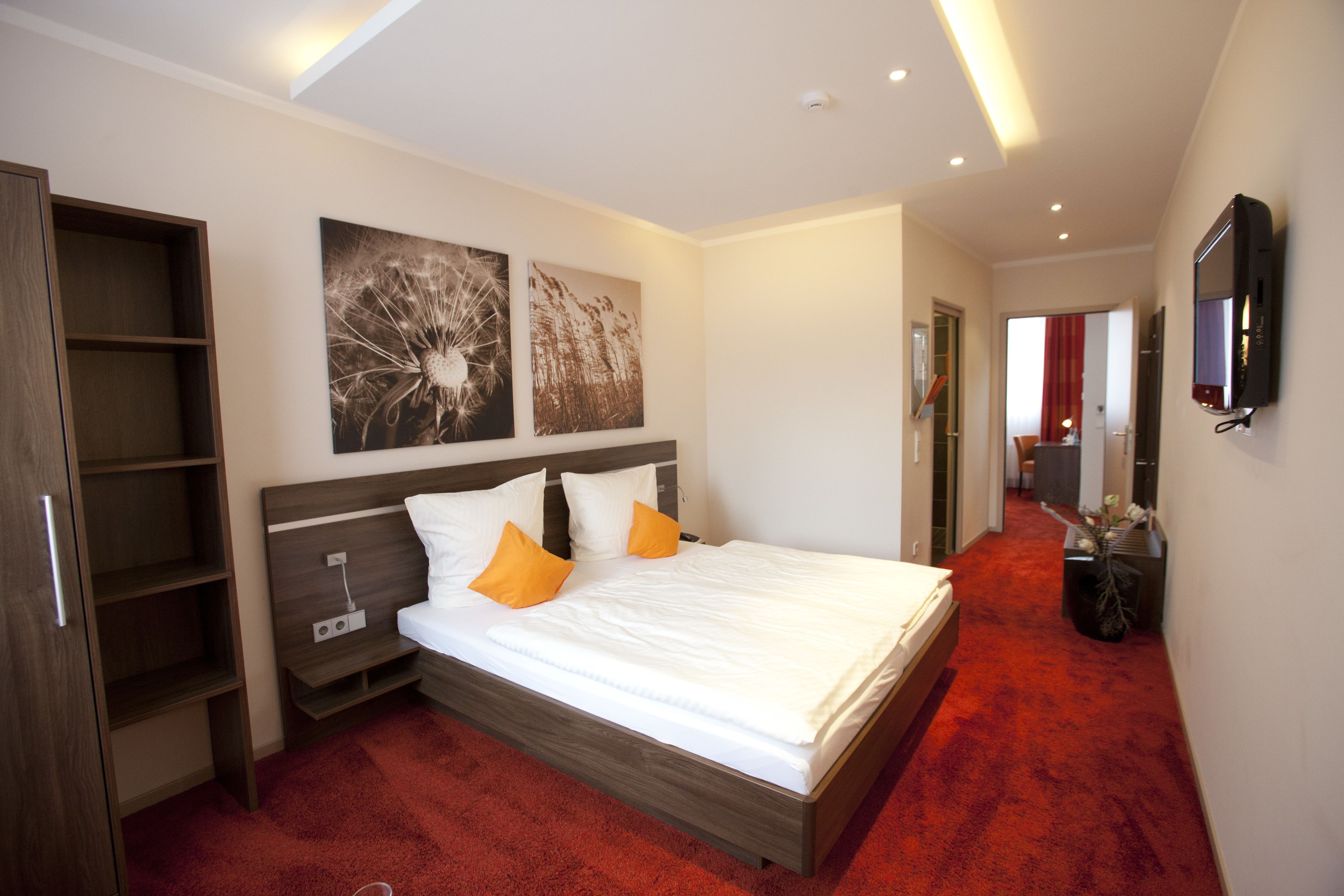 down duvets, desk, iron/ironing board, free wifi