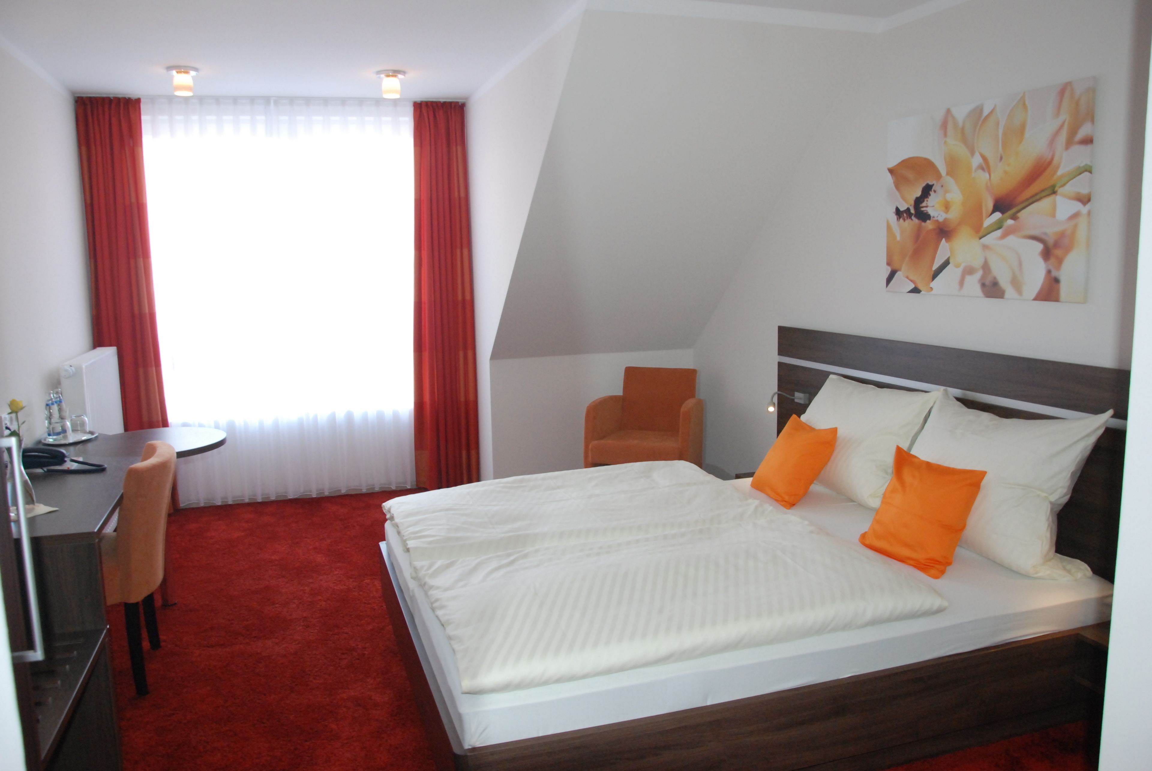 superior double room | down duvets, desk, iron/ironing board, free wifi