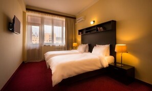 Select Comfort beds, minibar, in-room safe, individually decorated - 14 Floor Hotel (Yerevan)