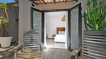 Phòng Deluxe | Màn/rèm cản sáng, bàn ủi/dụng cụ ủi quần áo