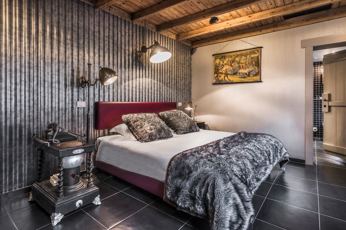 Superior kamer, 1 twee- of 2 eenpersoonsbedden, bubbelbad | Luxe beddengoed, een gratis minibar, een kluis op de kamer