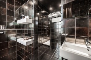 Room - Main Street Hotel (Ypres)