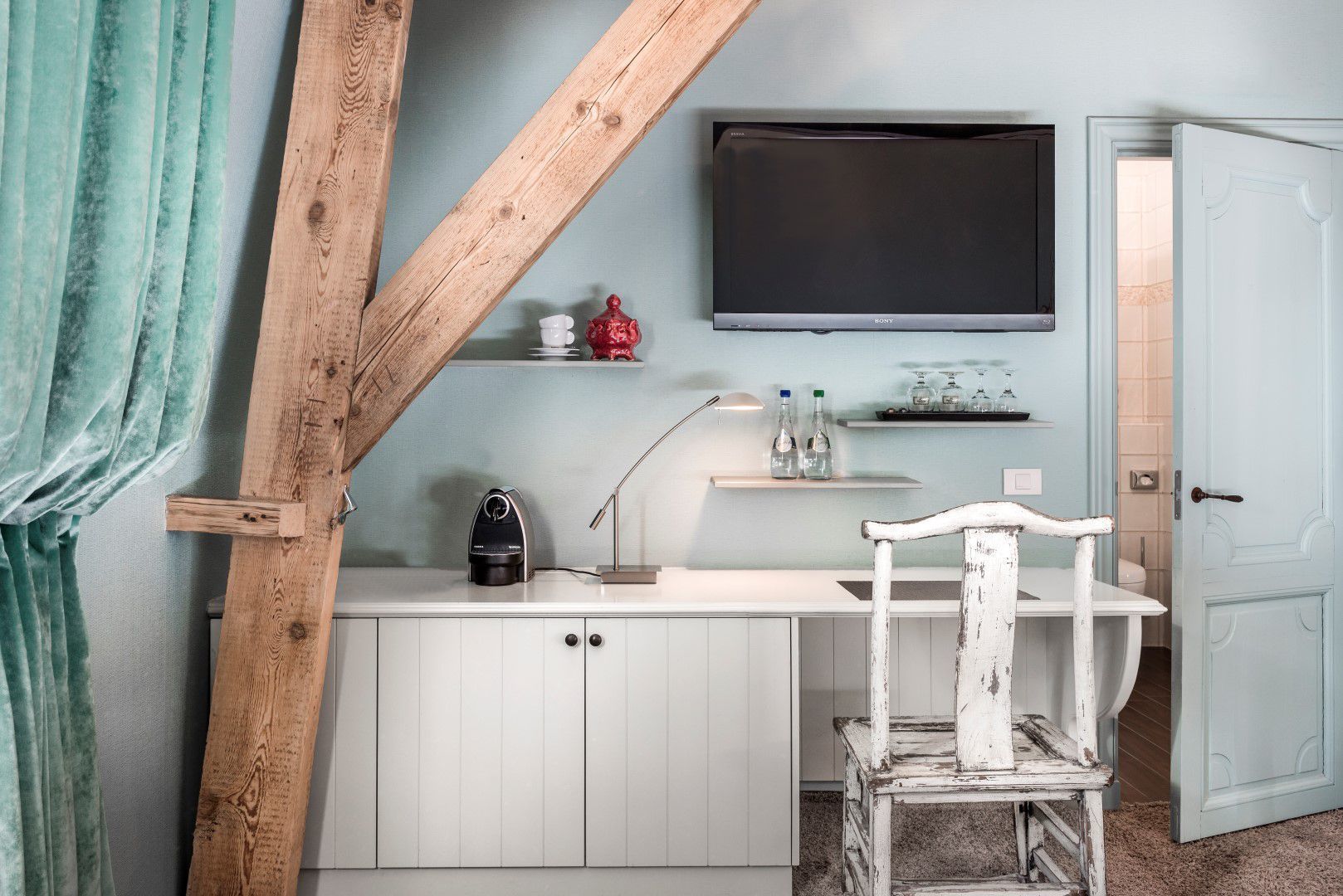 deluxe double or twin room | view from room