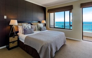 Egyptian cotton sheets, premium bedding, pillow-top beds, in-room safe