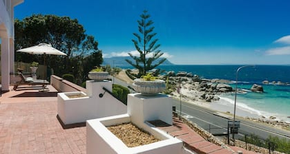 Whale View Manor Guesthouse