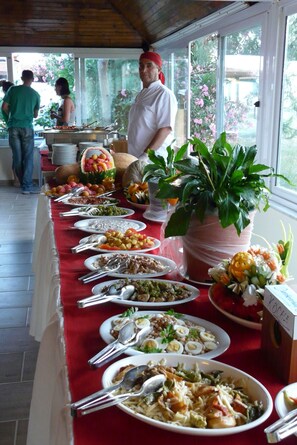 Buffet