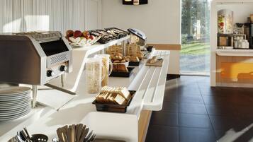 Tägliches Frühstücksbuffet gegen Gebühr