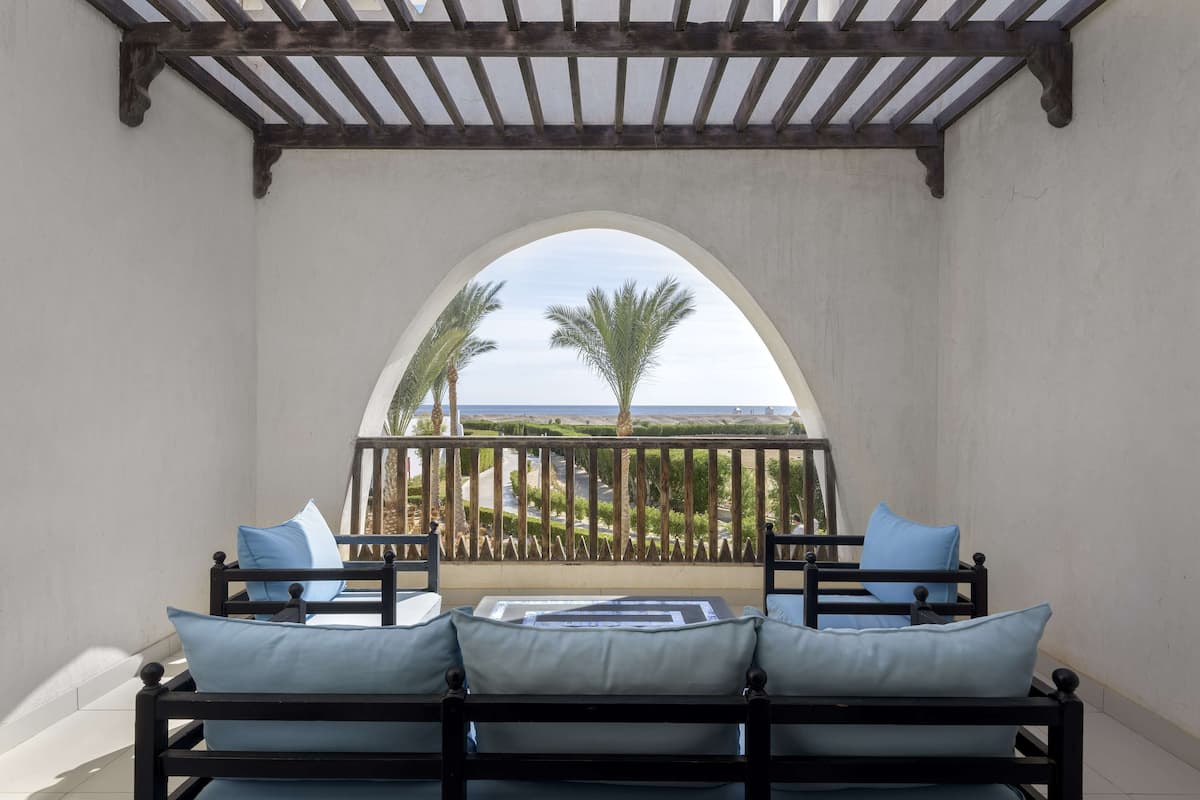 Deluxe Room, 1 King Bed, Sea View | View from room