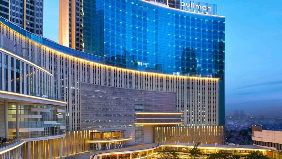 Pullman Jakarta Central Park