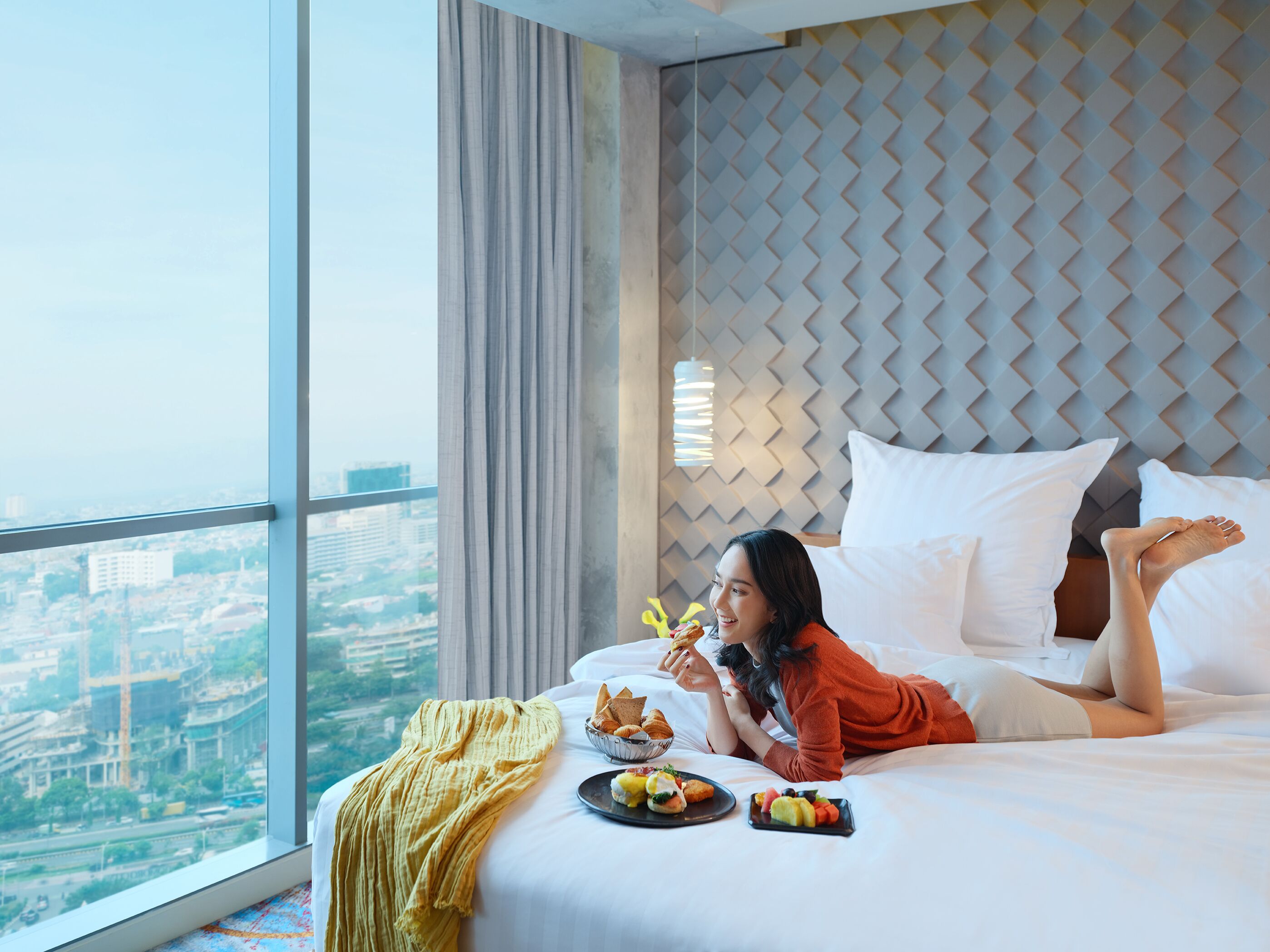 Free minibar items, in-room safe, desk, laptop workspace