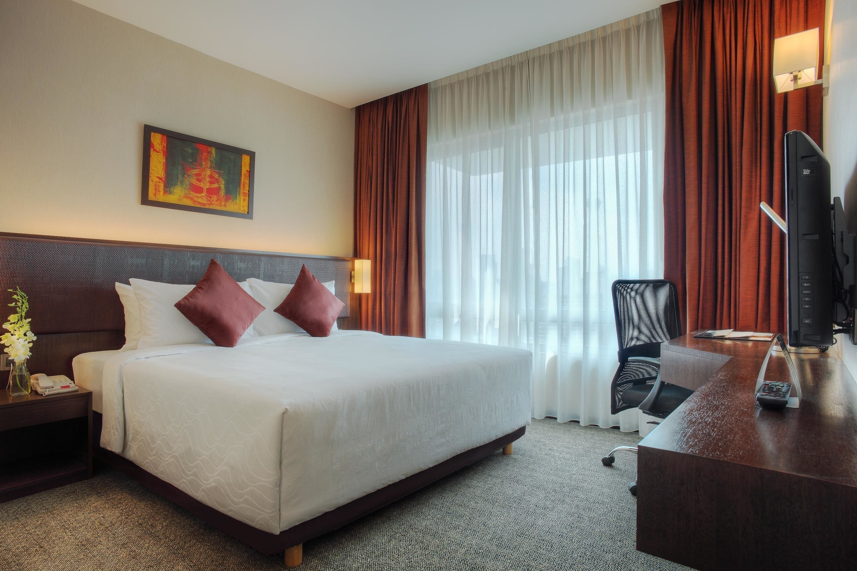 Tallelokero huoneessa, työpöytä