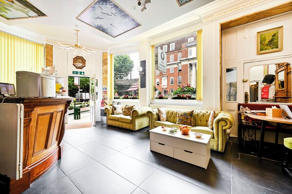 Reception - City London Hotel (London)