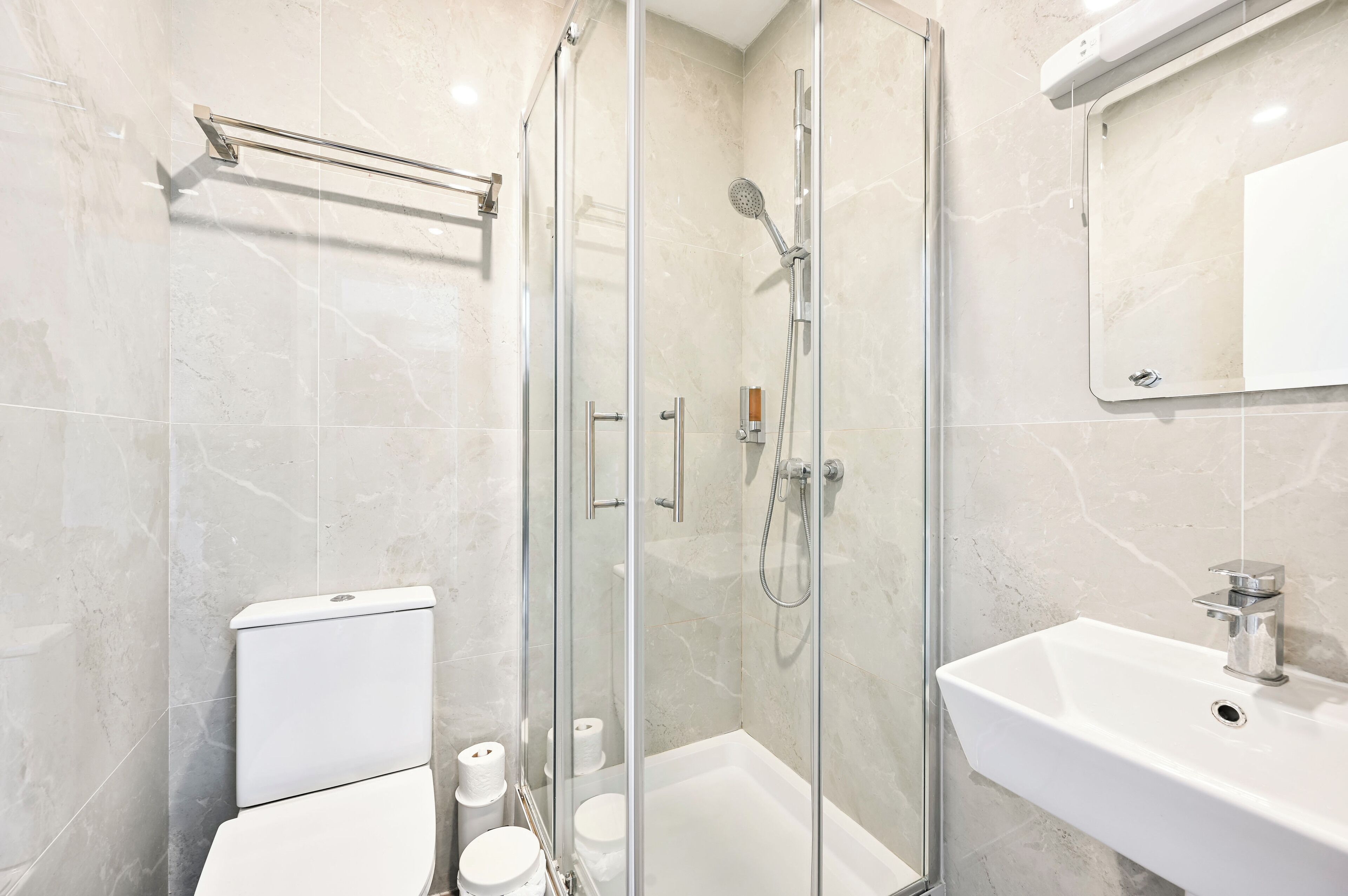 Photo - City London Hotel