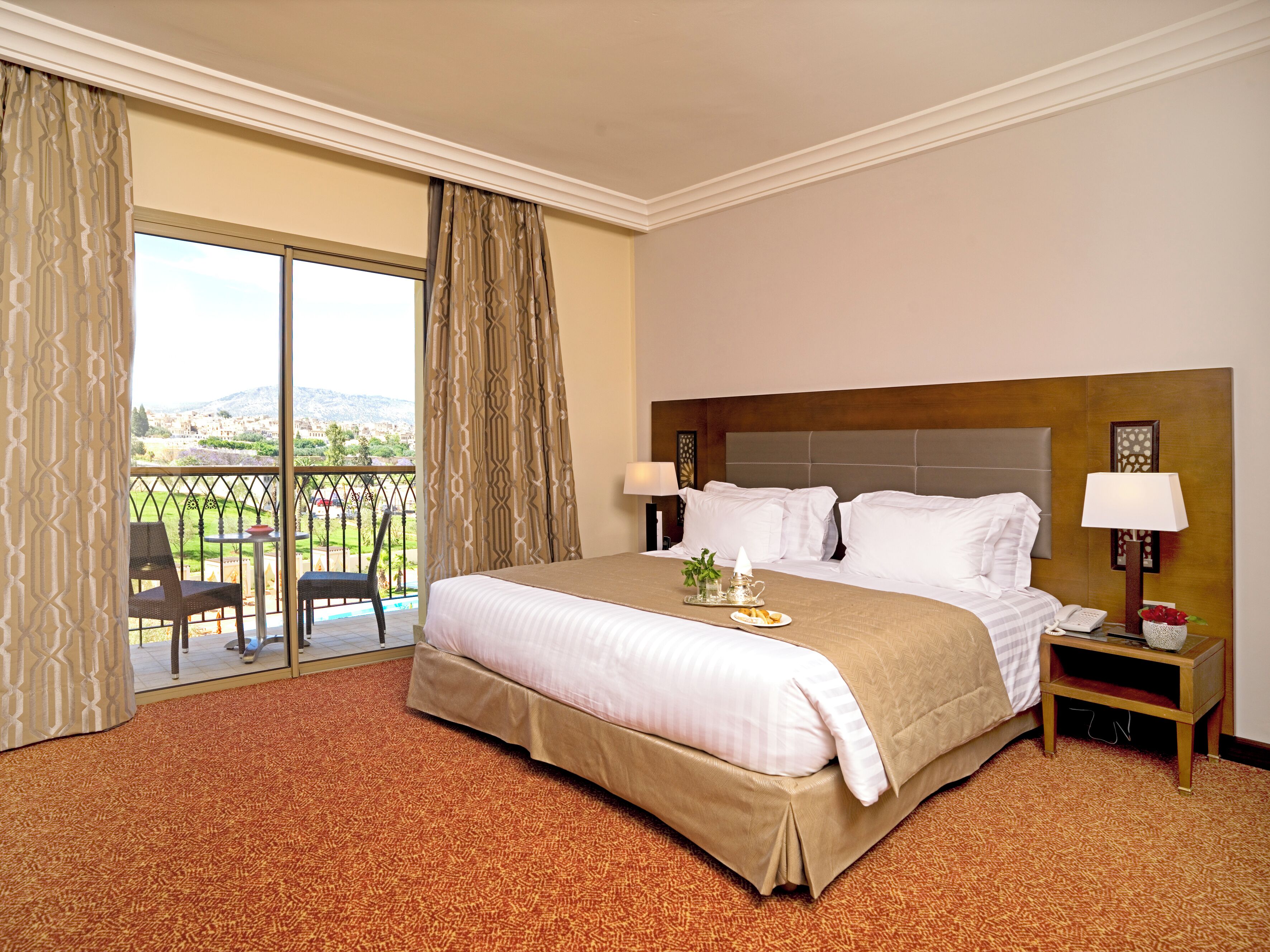 suite (palace) | minibar, in-room safe, soundproofing, iron/ironing board