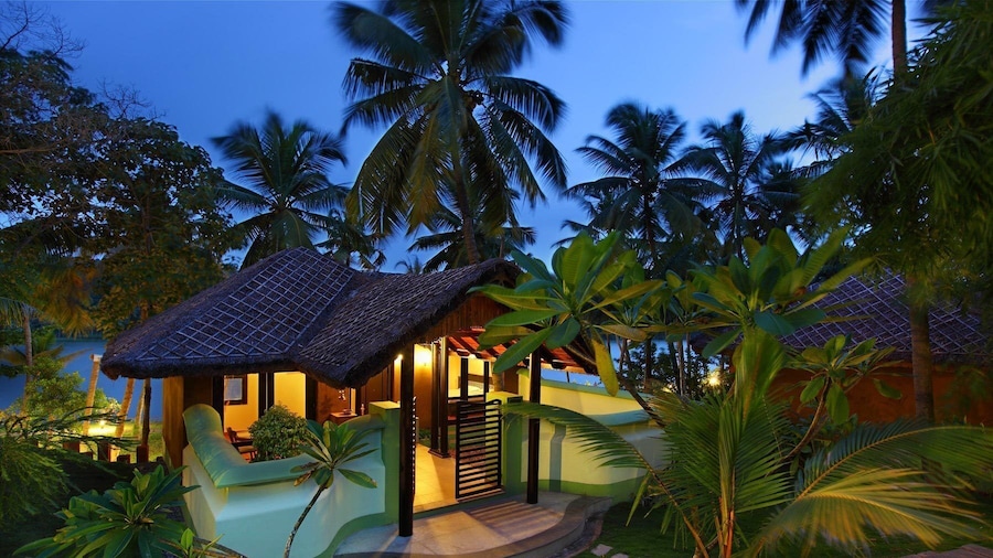 Fragrant Nature Backwater Resort & Ayurveda Spa