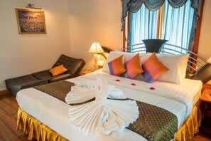 Deluxe Double Room - Sea Garden Resort - Haad Rin (Ko Pha-ngan)