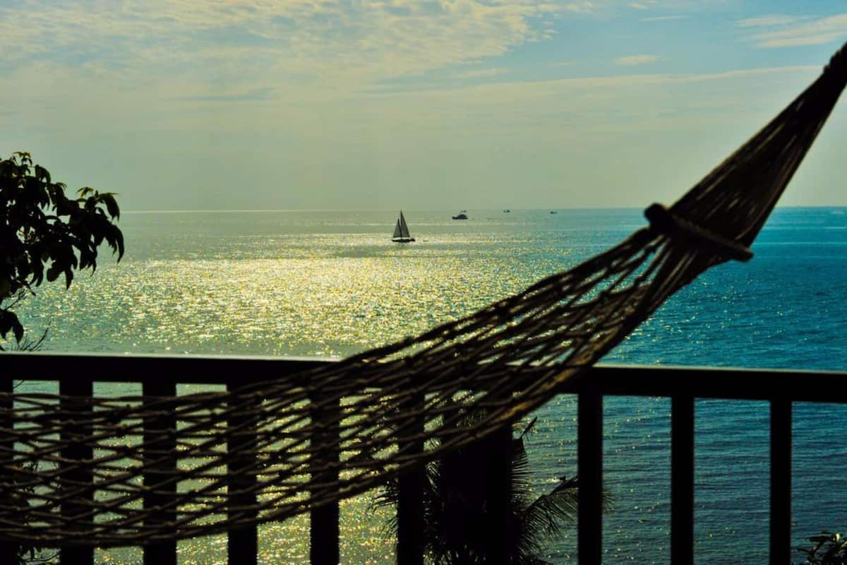 Villa Seaview | Minibar, coffres-forts dans les chambres, bureau