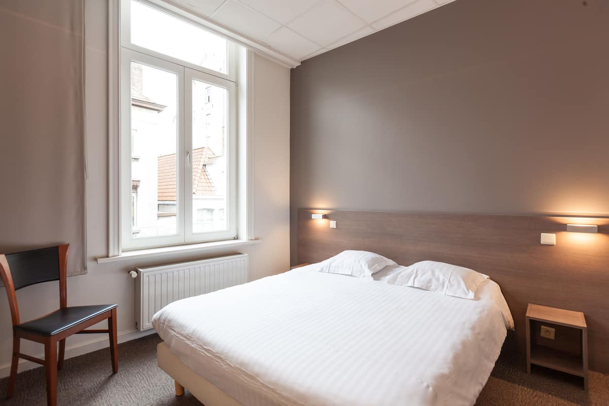 Dubbelrum | Minibar, värdeförvaringsskåp på rummet, barnsängar och extrasängar