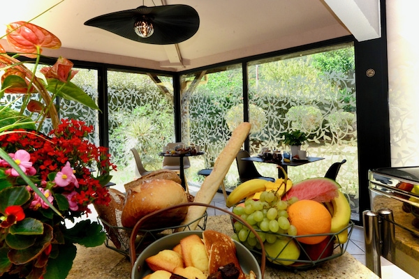 Frokostbuffé hver dag (mot et tillegg)