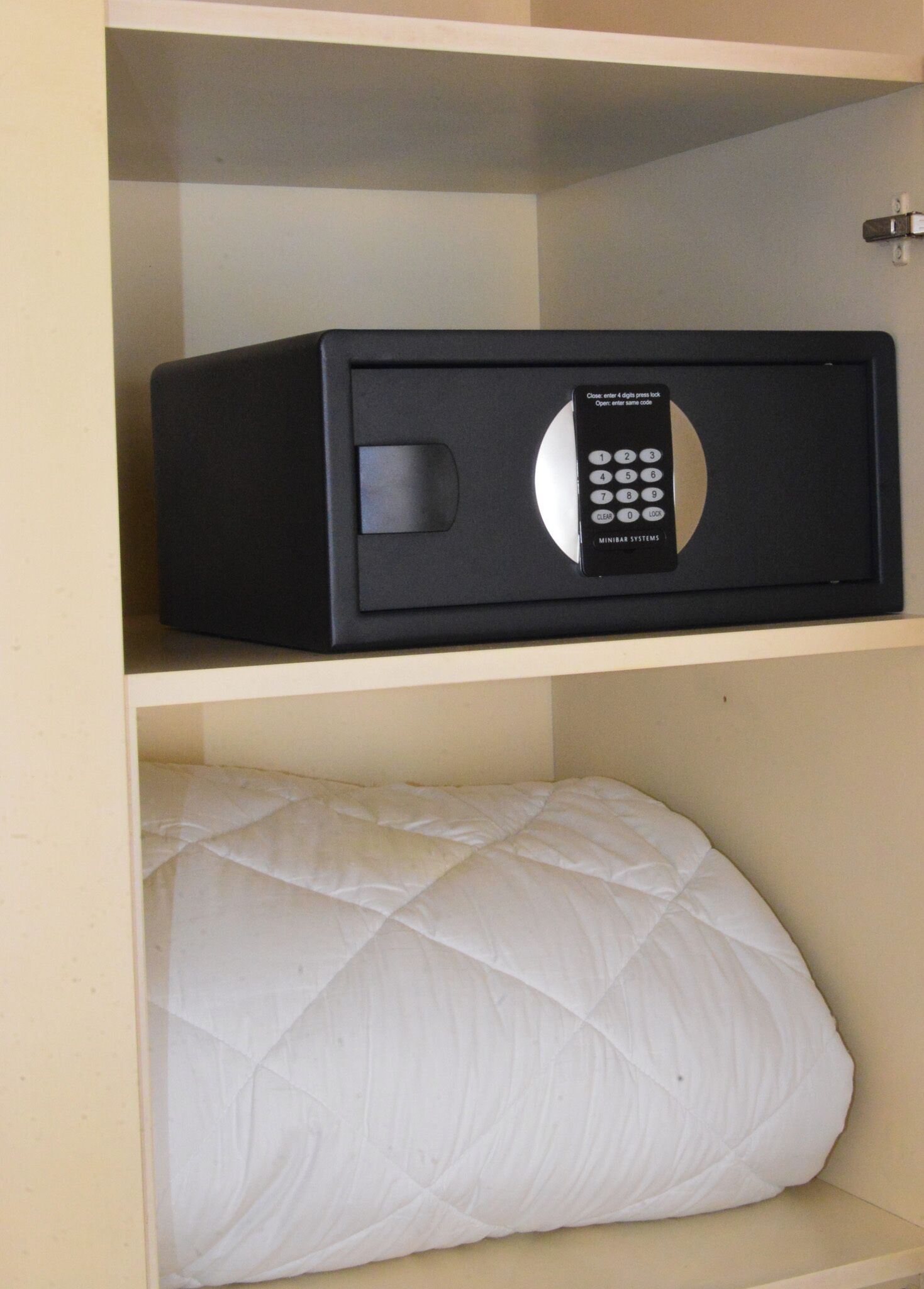 desk, laptop workspace, iron/ironing board, free wifi