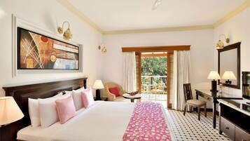 Premium Room with Balcony and Garden View ( Villas ) | 1 Schlafzimmer, Minibar, Zimmersafe, Schreibtisch