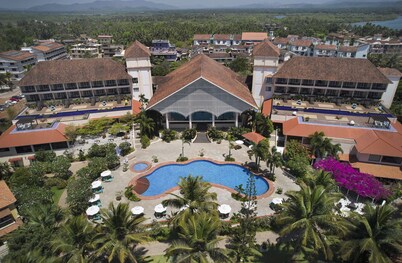 Radisson Blu Resort Goa Cavelossim Beach