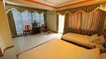 Superior Room | Desk, free WiFi