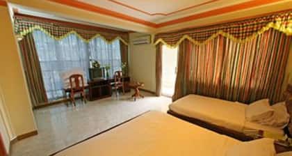 Lucky Star Hotel