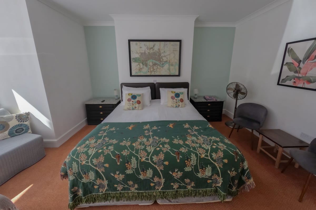Superior Suite, Ensuite, City View (Comfort Family)