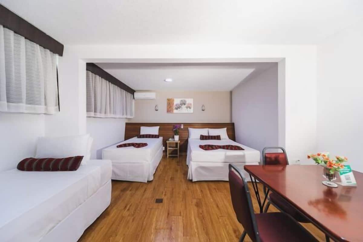 Minibar, in-room safe, free WiFi, bed sheets