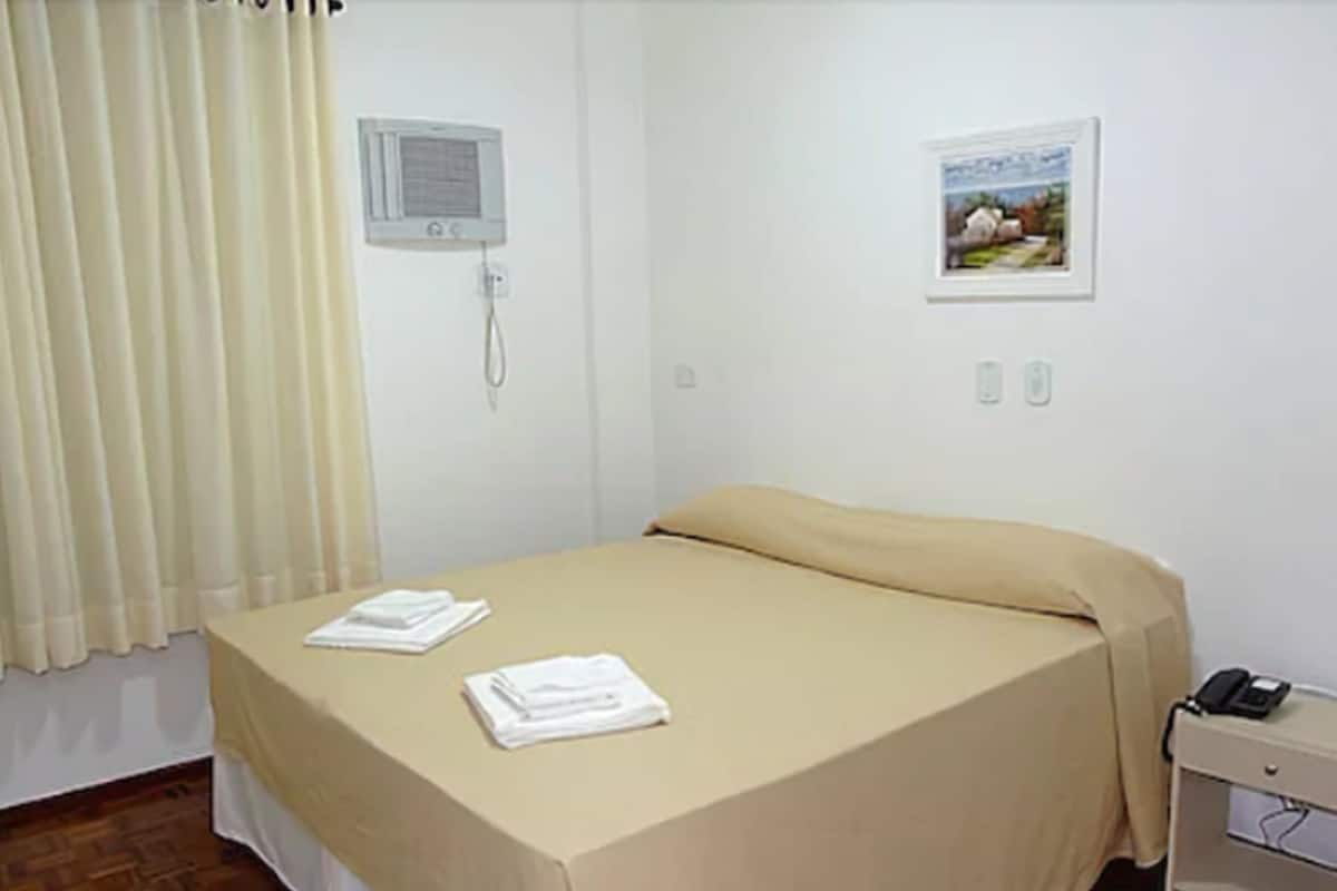 Deluxe Double Room Single Use, 1 Double Bed | Minibar, desk, free WiFi