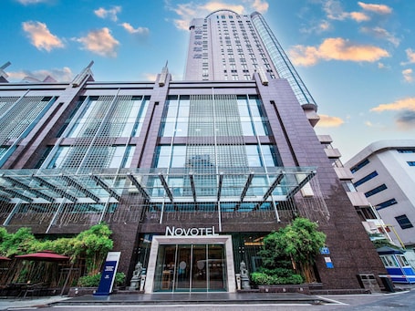 Exterior. Novotel Guiyang Downtown