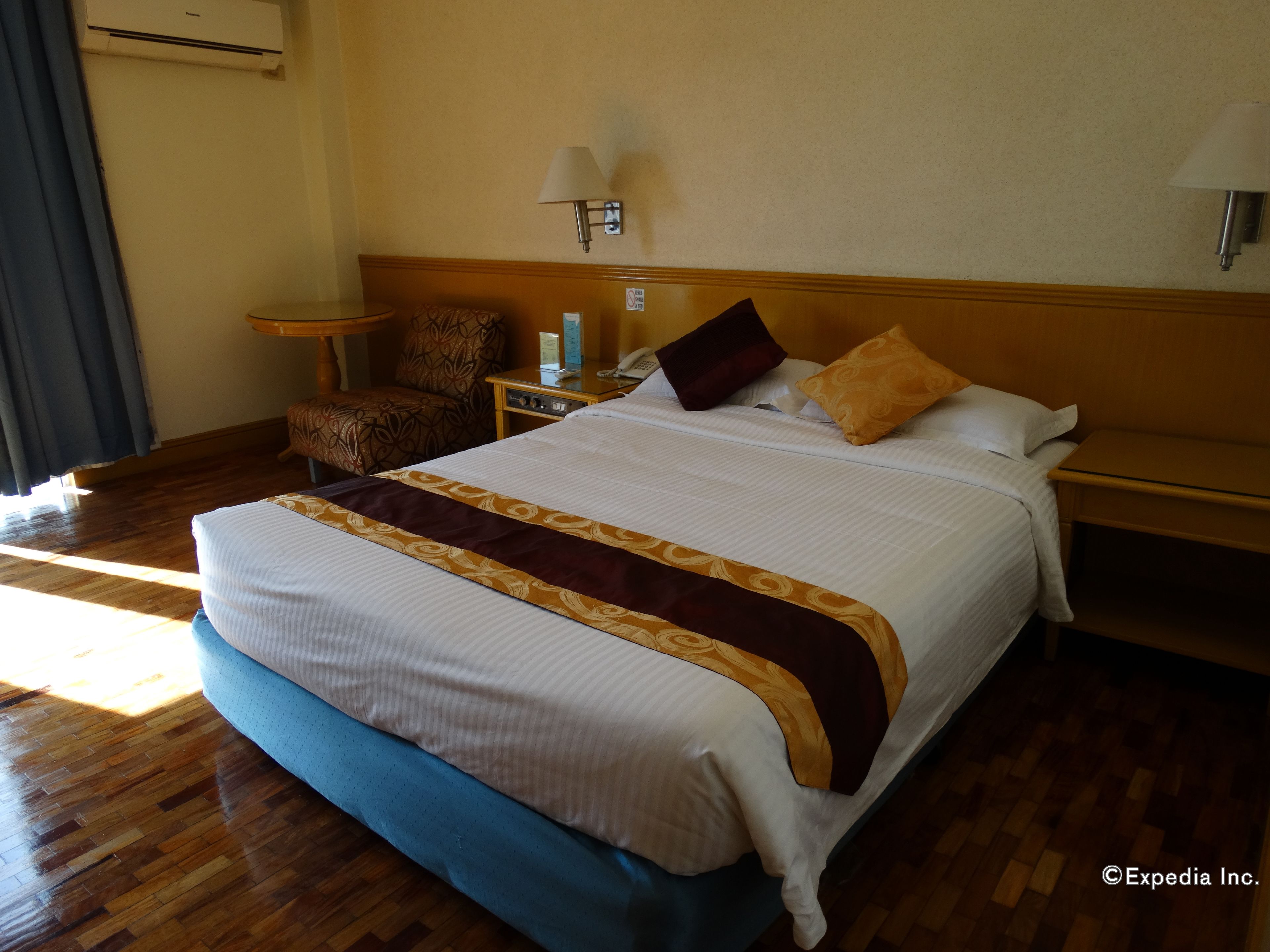 Foto - Aloha Hotel Roxas Boulevard Manila