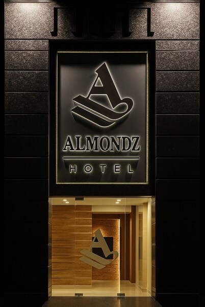 Almondz Hotel