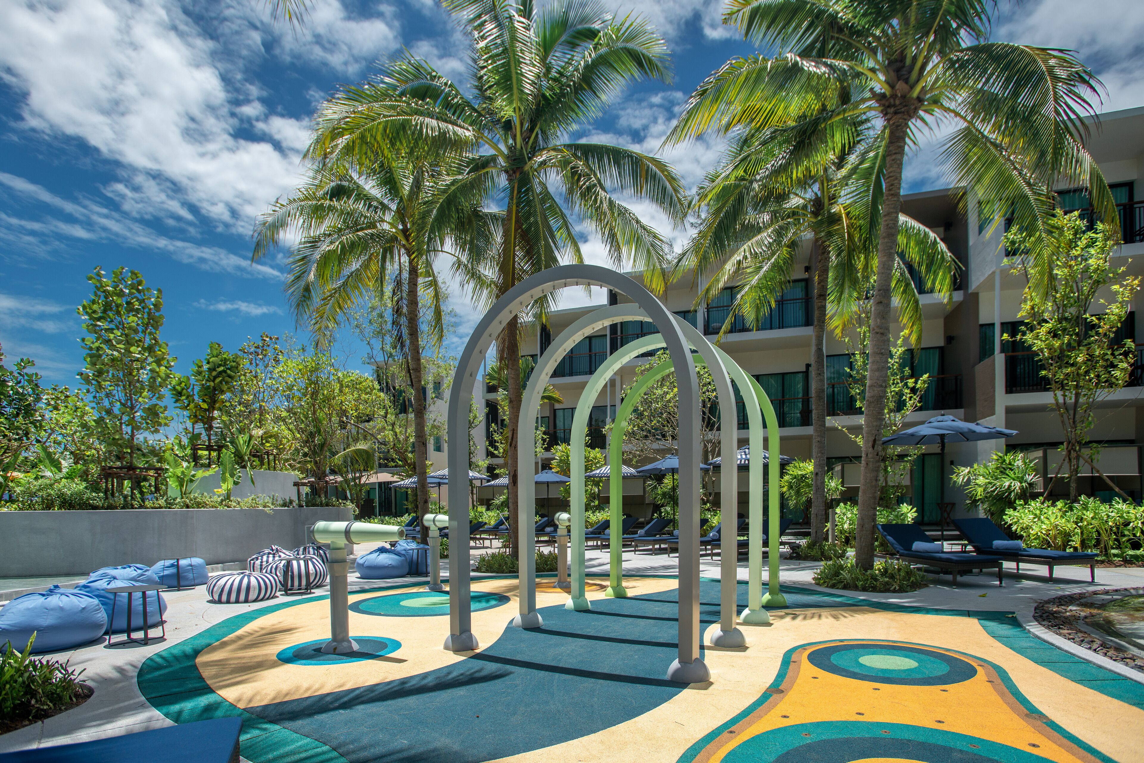 室外兒童遊樂區