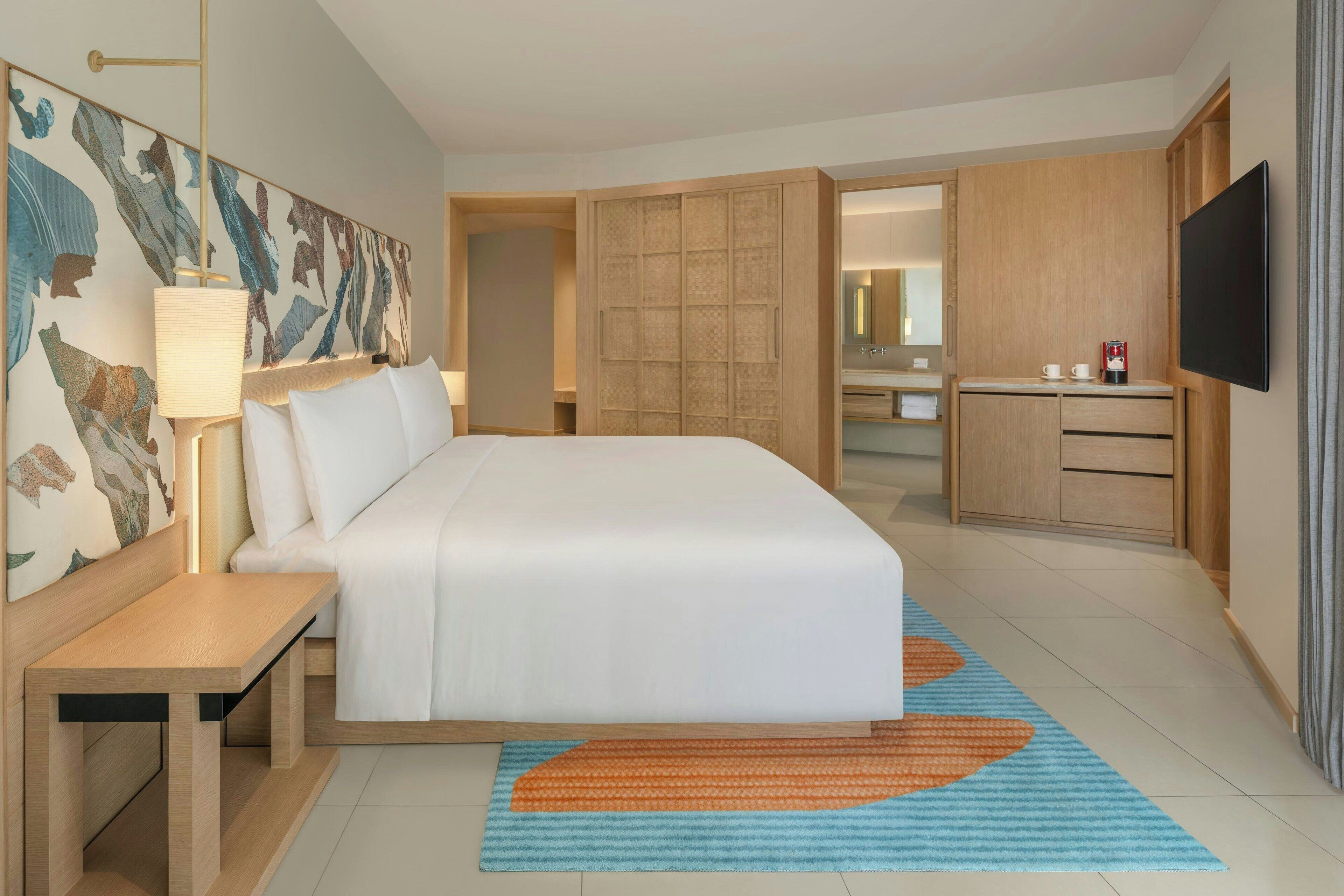 Signature Suite, 1 King Bed, Balcony (Oceanfront) | Premium bedding, down comforters, minibar, in-room safe